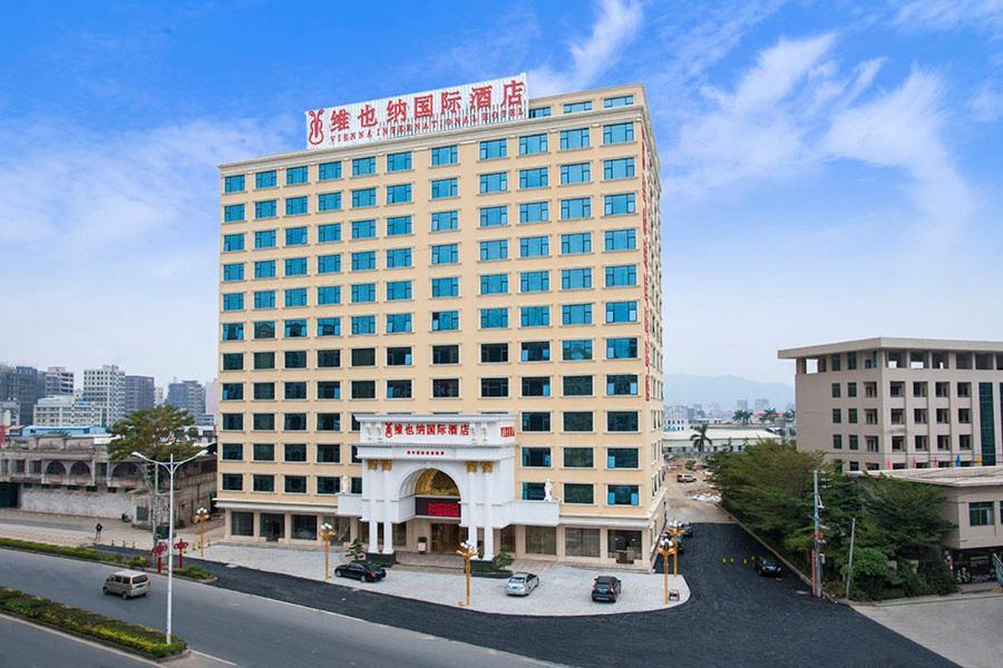 Vienna International Hotel Puning International Commodity City Extérieur photo