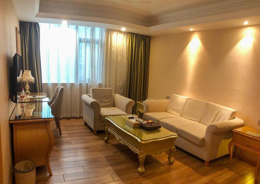 Vienna International Hotel Puning International Commodity City Extérieur photo